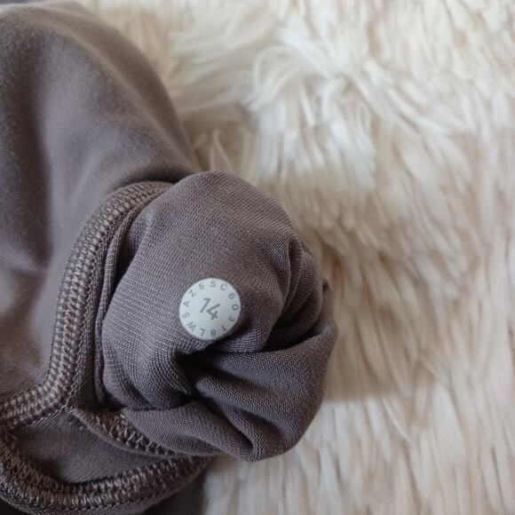 Lululemon Align High-Rise Tight Size 14 - Picture 7 of 7